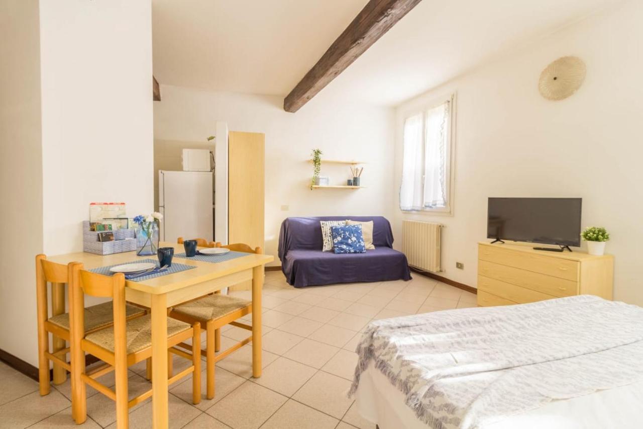 Al Pipái Apartamento Ferrara Exterior foto